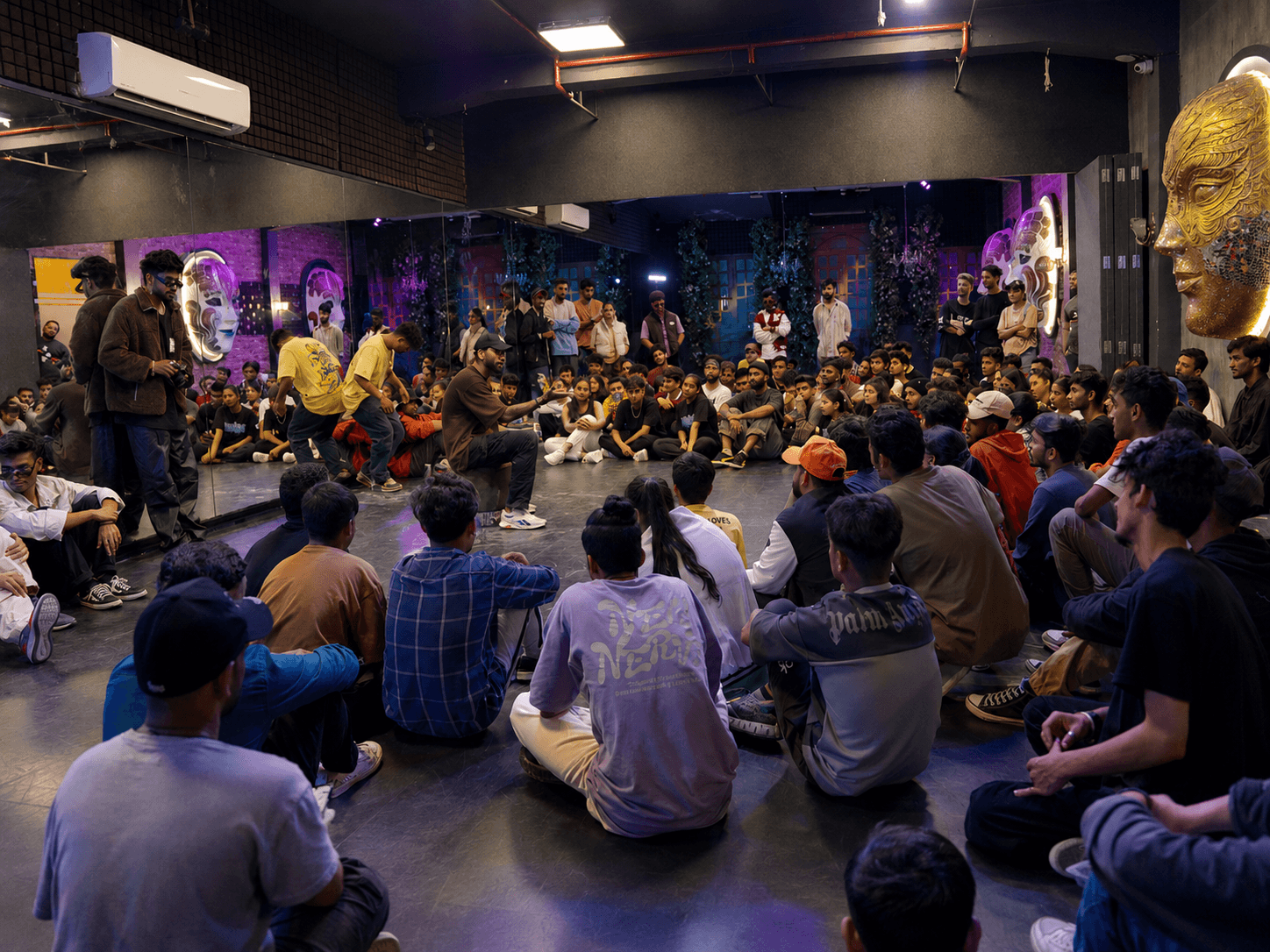 Studio floor in motion — full-house session at the Kings studio